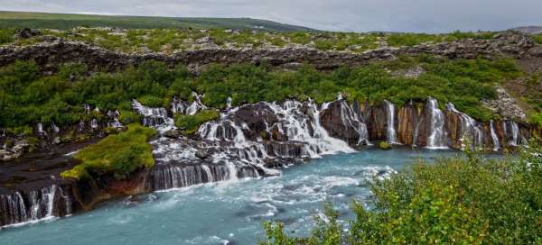 Cachoeira Hraunfossar: Turismo