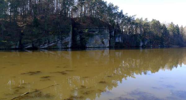 Felsen im Schatten