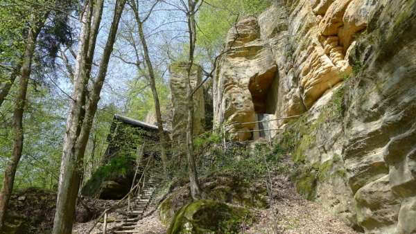 Hütten des Böhmischen Paradieses