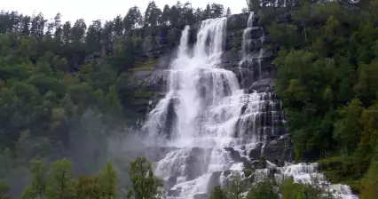 Wodospad Tvindefossen