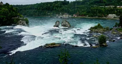 Vodopády Rheinfall