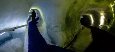Gletscherhöhle