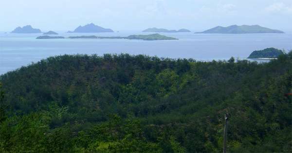 Uma visão aérea do Arquipélago de Mamanucas