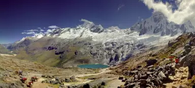 Trekking attraverso la sella di Punta Union