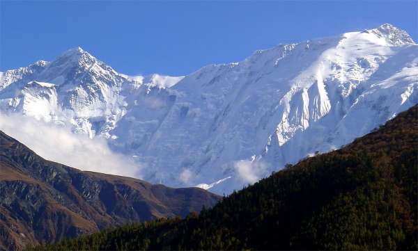 Widok z Bhraka na Annapurnę