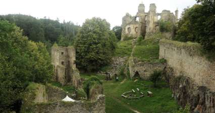 De ruïnes van het kasteel Dívčí kámen