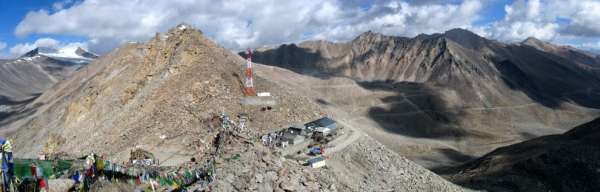 Widok na przełęcz Khardung la