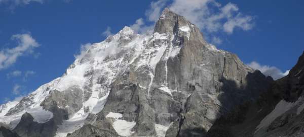 Trek au glacier d'Ushba