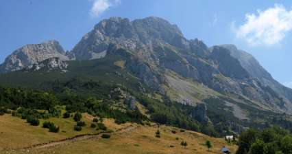 Ascent to Bosanski Maglić