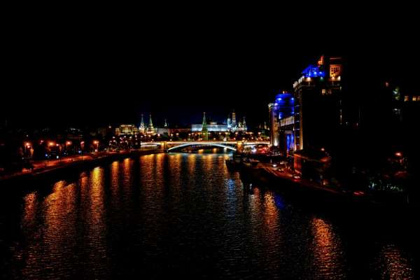 Lungo il fiume Mosca