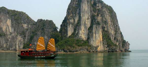 Viaje a la bahía de Ha Long: Turismo