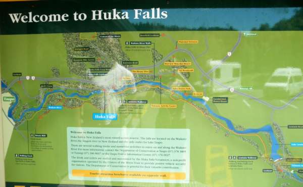 Schoolbord Huka Falls