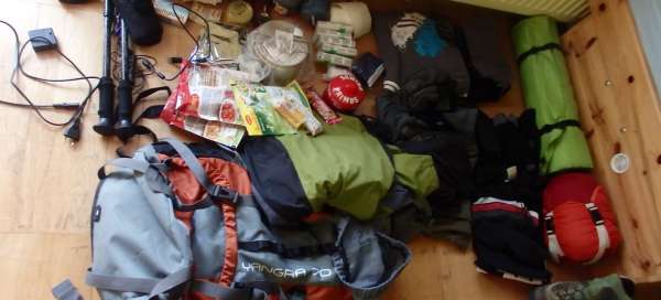 How to pack for a trek?