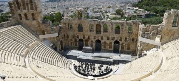 Odeon Heroda Attika: Einsteigen