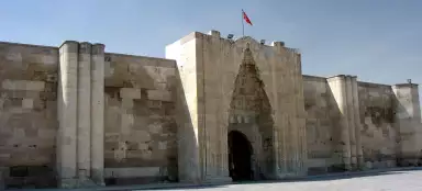 Tour di Sultanahani Kervansarayı