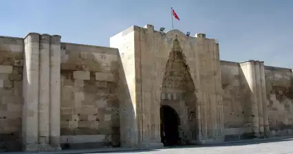 Prohlídka Sultahani Kervansarayı