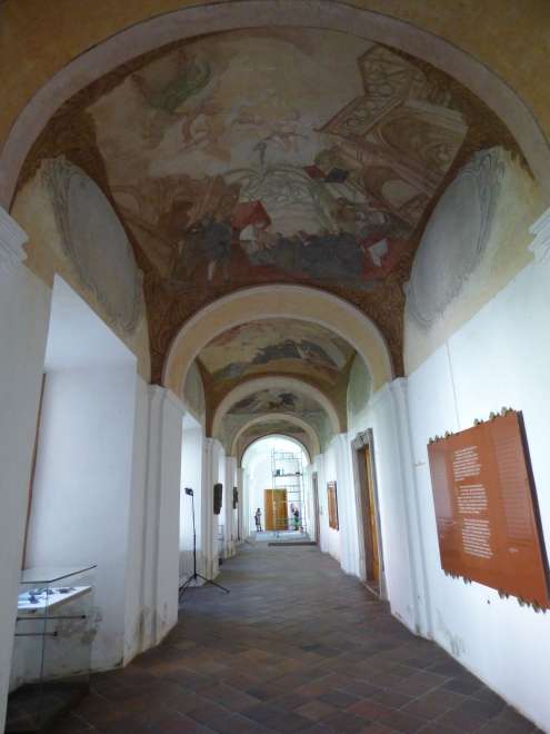 The Hall of the Cross