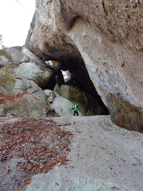 Šarkania diera 洞穴