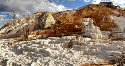 Mammoth Hot Springs - Travertiny