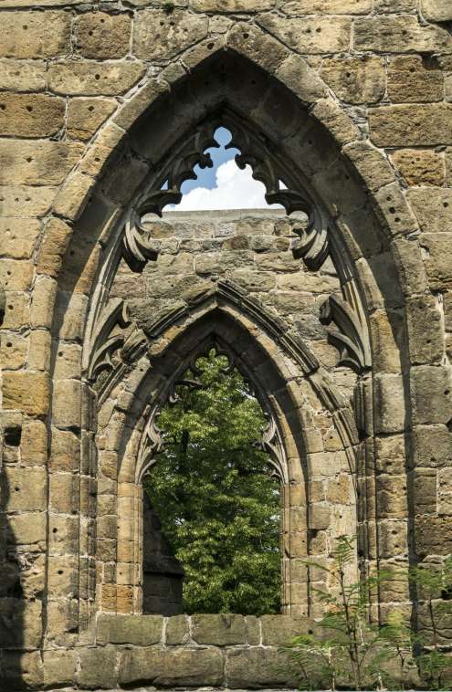 Fenêtres au 13ème siècle
