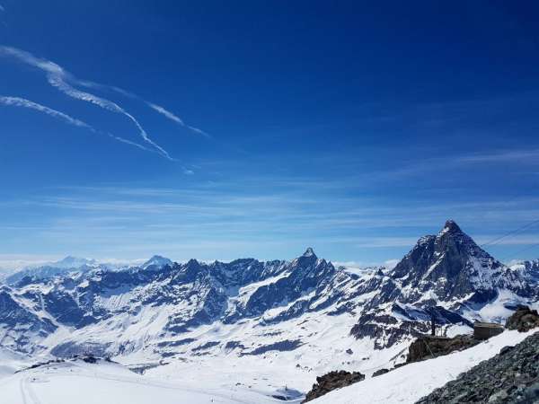 Výhled z Klein Matterhornu směrem do Itálie