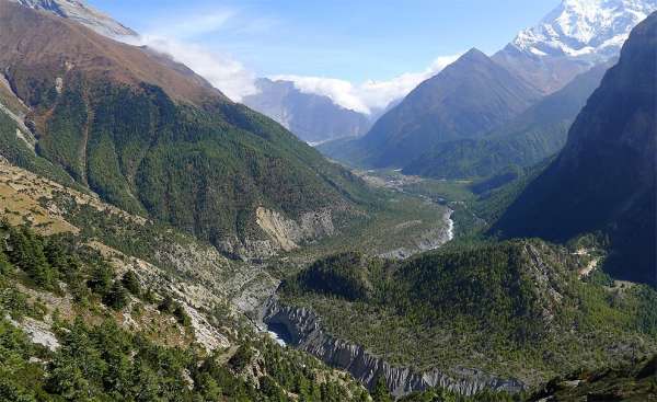 The view of Marsyangdi valley