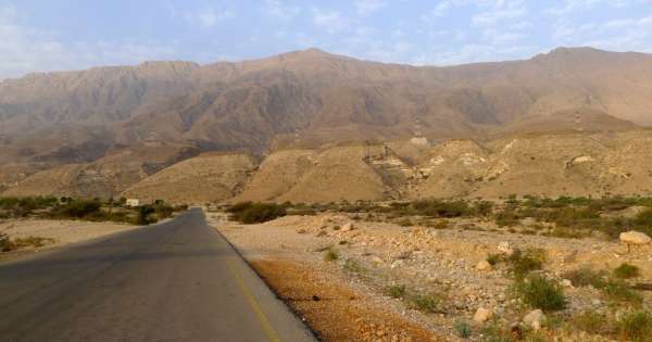 Road to Bimmah Sinkhole