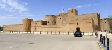 Jabrin Castle