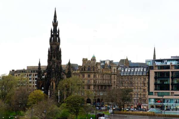 Scott Monument