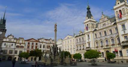 Piazza Pernštýn a Pardubice