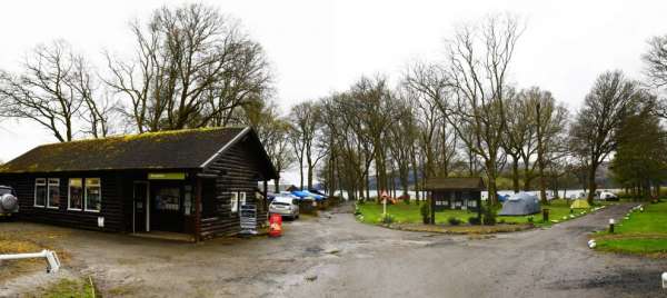 Cashel Camping &amp; Caravan Park Wakacje w lesie