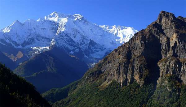 Annapurna II et IV