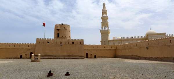 Tour del castello di Ras al Hadd: Alloggi