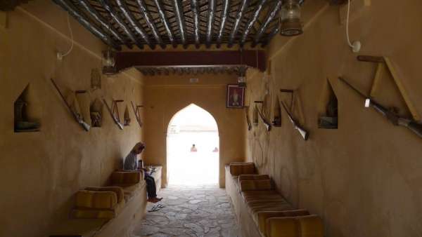 Eintritt zum Schloss Ras al Hadd