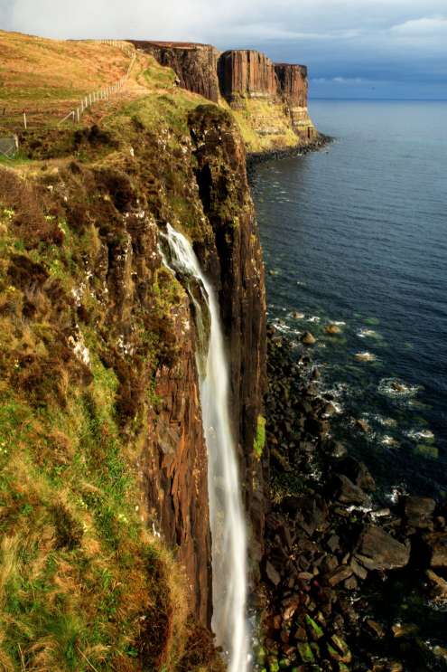 Kilt Rock z wodospadem Mealt