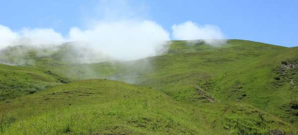 Beklimming naar de berg Niyal (2112 m boven zeeniveau): Vervoer