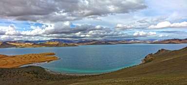 Ulagchiin Char Nuur lake