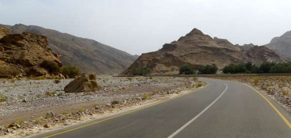 Asfalto em Wadi Mayh