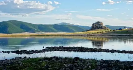 Lac Terchiin Cagaan Nuur