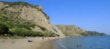 다프니 해변