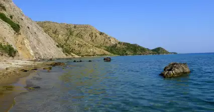 Excursão à praia de Dafni