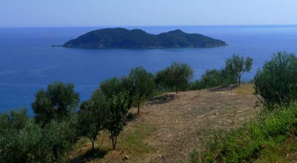Výhled na ostrůvek Kalonisi
