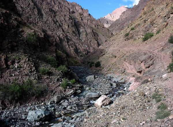 Beginning of the canyon