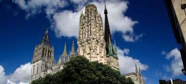Notre Dame v Rouen
