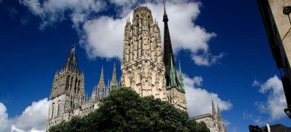 Notre Dame v Rouen: Počasie a sezóna