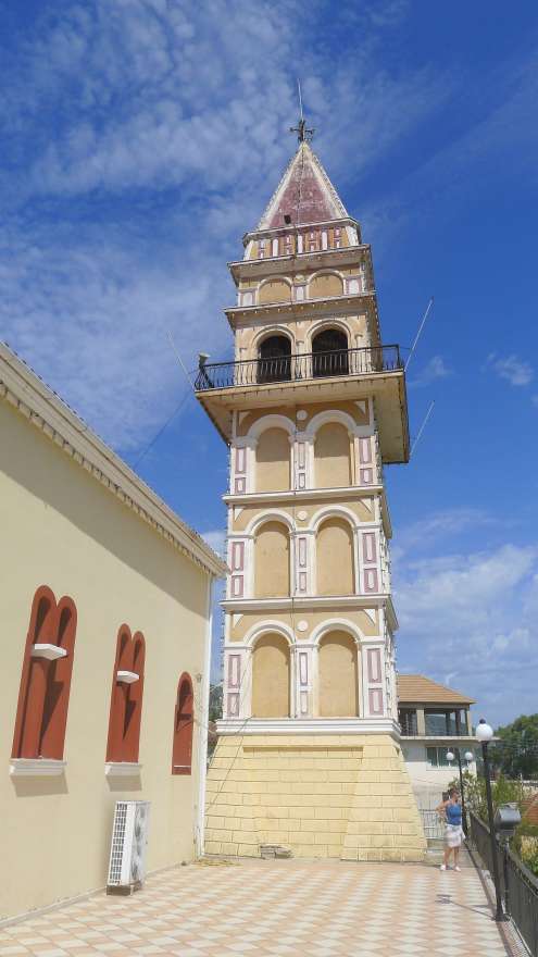 Der Glockenturm in Pigadakia