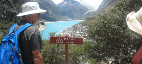 Lago Paron: Turismo