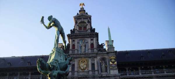 Stadtrundfahrt durch Antwerpen: Unterkünfte