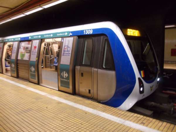 Metro van Boekarest