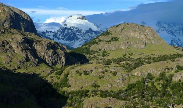 Cerro Solo（海拔 2,121 米）